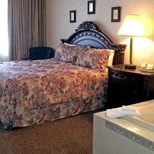 Americas Best Value Inn Chippewa Falls